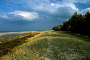 Follow the beautiful Lake Superior Shoreline