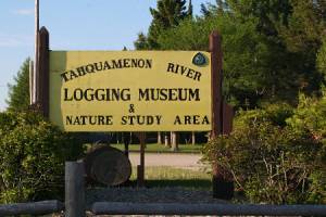 Tahquamenon Logging Museum & Nature Study Area