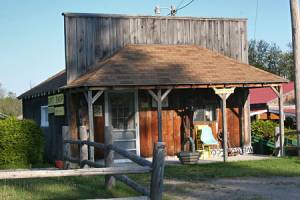 Tahquamenon Logging Museum
