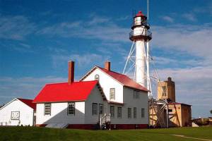 Great Lakes Shipwreck Museum and Light Station