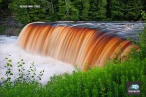Upper Tahquamenon Falls